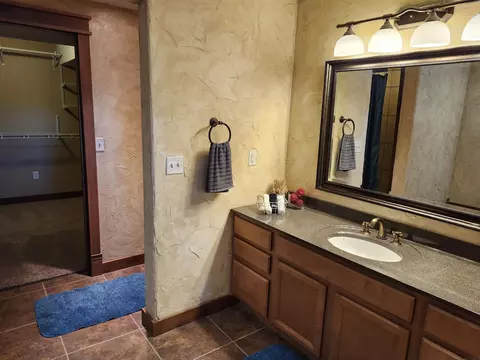 4908 Millenium Dr, Cedar Falls, IA 50613 photo 24
