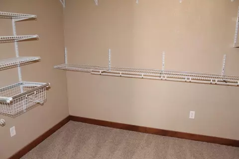 4908 Millenium Dr, Cedar Falls, IA 50613 photo 21