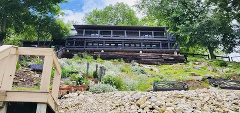25798 225th Ave, Delhi, IA 52223