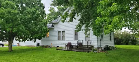 105 7th Ave SW, Tripoli, IA 50676