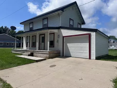 3801 Co Rd W40 Rd, Decorah, IA 52101