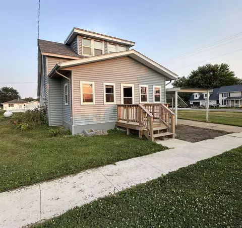 205 Larrabee St, Clermont, IA 52135