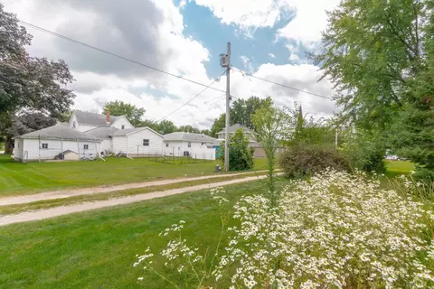 414 E 1st St, Sumner, IA 50674 photo 19