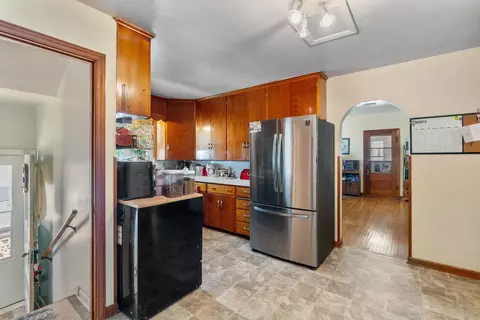414 E 1st St, Sumner, IA 50674 photo 4