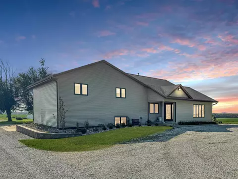 23428 X Ave, Reinbeck, IA 50669