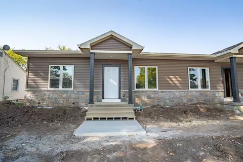 627 4th St #SOUTH, Dike, IA 50624