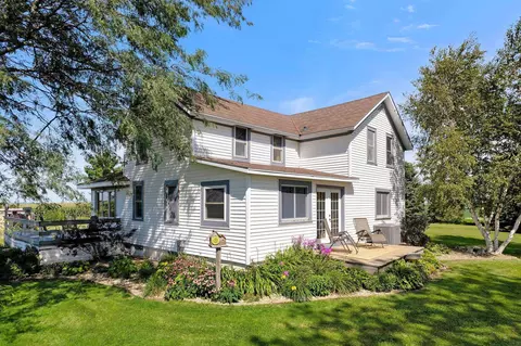 19059 T Ave, Reinbeck, IA 50669