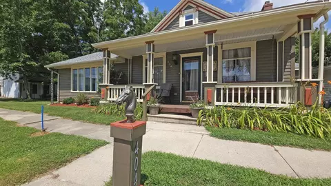 404 Center St, Elgin, IA 52141
