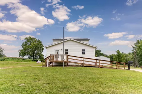 32762 Utica Ave, New Hartford, IA 50660