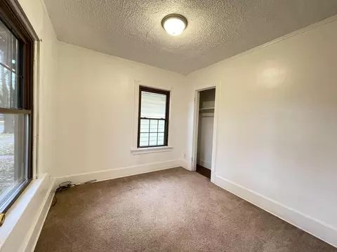 Bedroom - 718 Wallgate Ave, Waterloo, IA 50701 photo 3 of 5