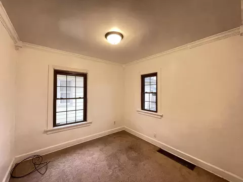 Bedroom - 718 Wallgate Ave, Waterloo, IA 50701 photo 5 of 5