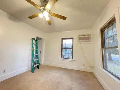 Other - 718 Wallgate Ave, Waterloo, IA 50701 photo 3 of 6
