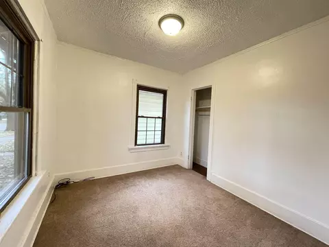 Bedroom - 718 Wallgate Ave, Waterloo, IA 50701 photo 4 of 5
