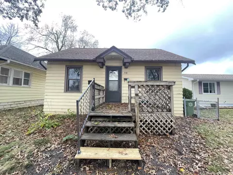 718 Wallgate Ave, Waterloo, IA 50701