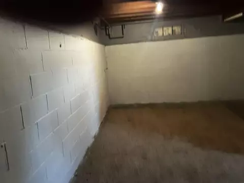 Other - 718 Wallgate Ave, Waterloo, IA 50701 photo 4 of 6