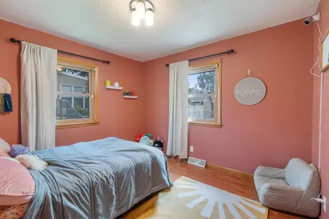 1140 E Ridgeway Ave, Waterloo, IA 50702 photo 15