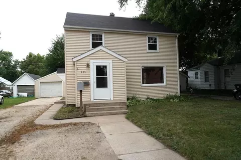 605 5th Ave, Charles City, IA 50616