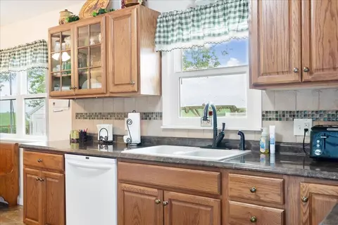 24 Eagle Rd, Waterloo, IA 50701 photo 7