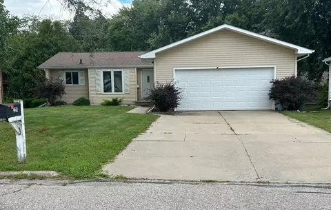 226 Lambeth Rd, Waterloo, IA 50701 photo 1