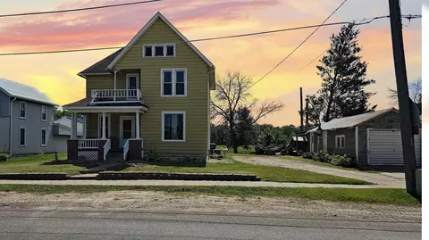 219 Main St, Elgin, IA 52141