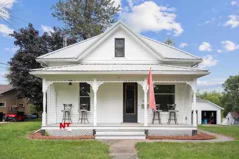 206 Vista St, Traer, IA 50675