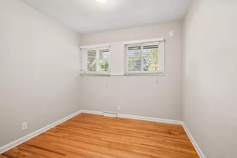 Bedroom - 823 Progress Ave, Waterloo, IA 50701 photo 1 of 5