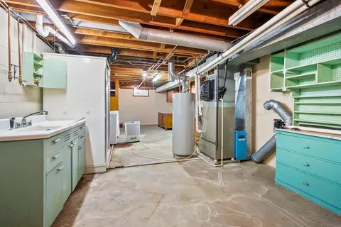 Other - 823 Progress Ave, Waterloo, IA 50701 photo 4 of 5