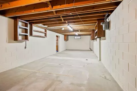 Other - 823 Progress Ave, Waterloo, IA 50701 photo 2 of 5