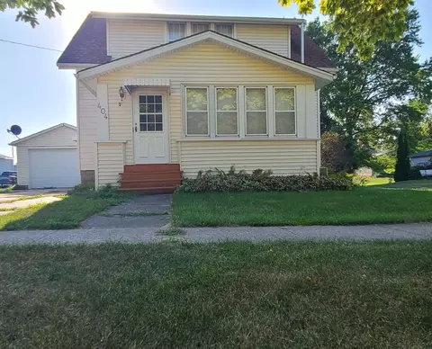404 S Page St, Monona, IA 52159