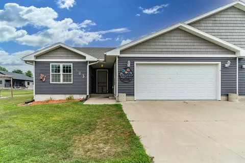 703 M Ave, Grundy Center, IA 50638