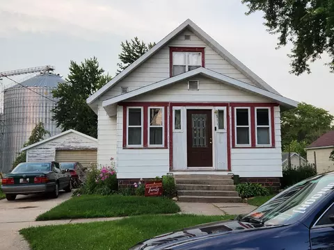 311 SE 2nd St, Tripoli, IA 50676