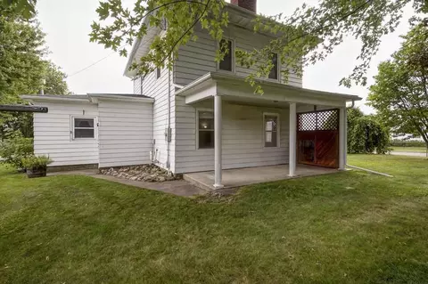 405 E Main St, Caledonia, MN 55921 photo 4