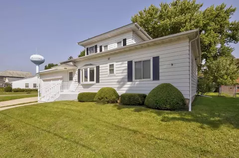 405 E Main St, Caledonia, MN 55921 photo 2