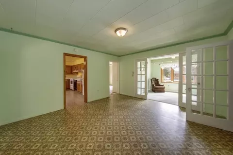 405 E Main St, Caledonia, MN 55921 photo 13