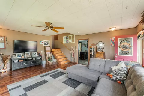 720 A Ave, Sumner, IA 50674 photo 6