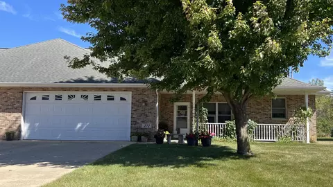 272 S Alta Ave, New Hampton, IA 50659