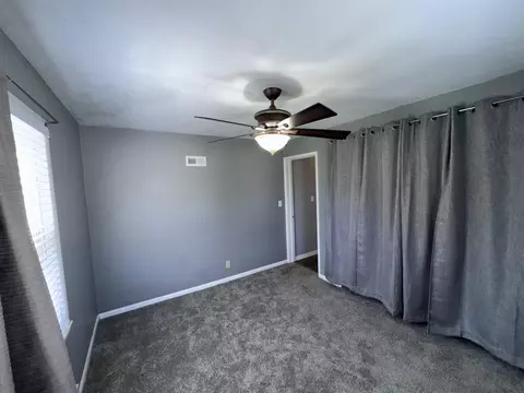 801 Hickory St, Waterloo, IA 50701 photo 10