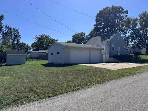 801 Hickory St, Waterloo, IA 50701 photo 22