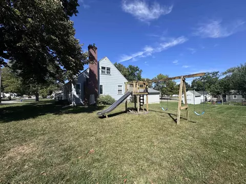 801 Hickory St, Waterloo, IA 50701 photo 20