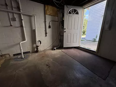 801 Hickory St, Waterloo, IA 50701 photo 19