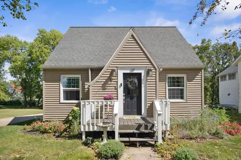 Exterior - 119 E Main St, Shell Rock, IA 50670 photo 2 of 7