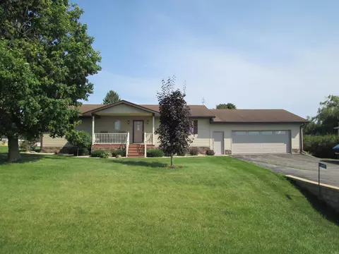 647 Lybrand St, Postville, IA 52162