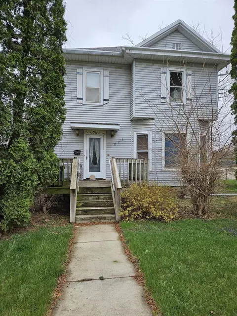 226 4th Ave SE, Oelwein, IA 50662