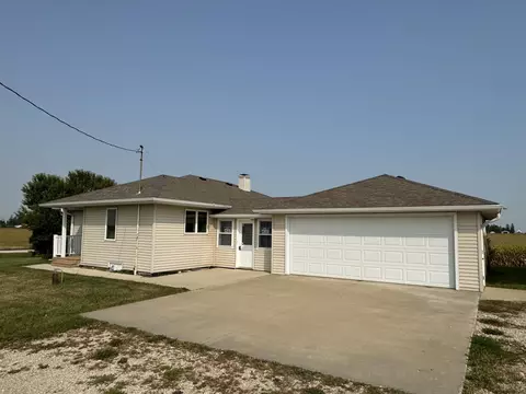15208 O Ave, Dike, IA 50624