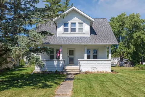150 Rich St, Maynard, IA 50655