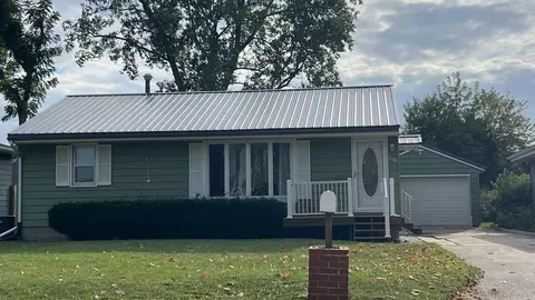 240 S Broadway Ave, New Hampton, IA 50659