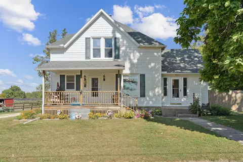 1030 Oak St, Lamont, IA 50650