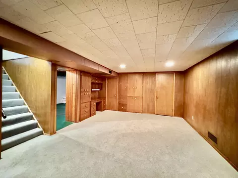 Other - 324 Ivanhoe Rd, Waterloo, IA 50701 photo 3 of 11