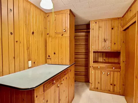 Kitchen - 324 Ivanhoe Rd, Waterloo, IA 50701 photo 4 of 4