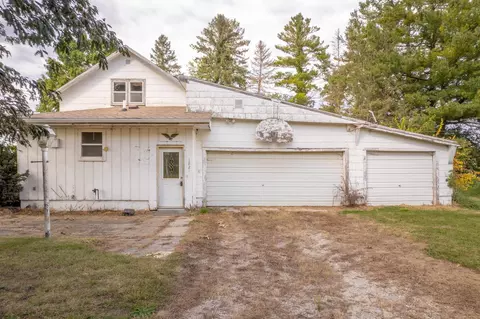 1821 Bishop Ave, Waverly, IA 50677